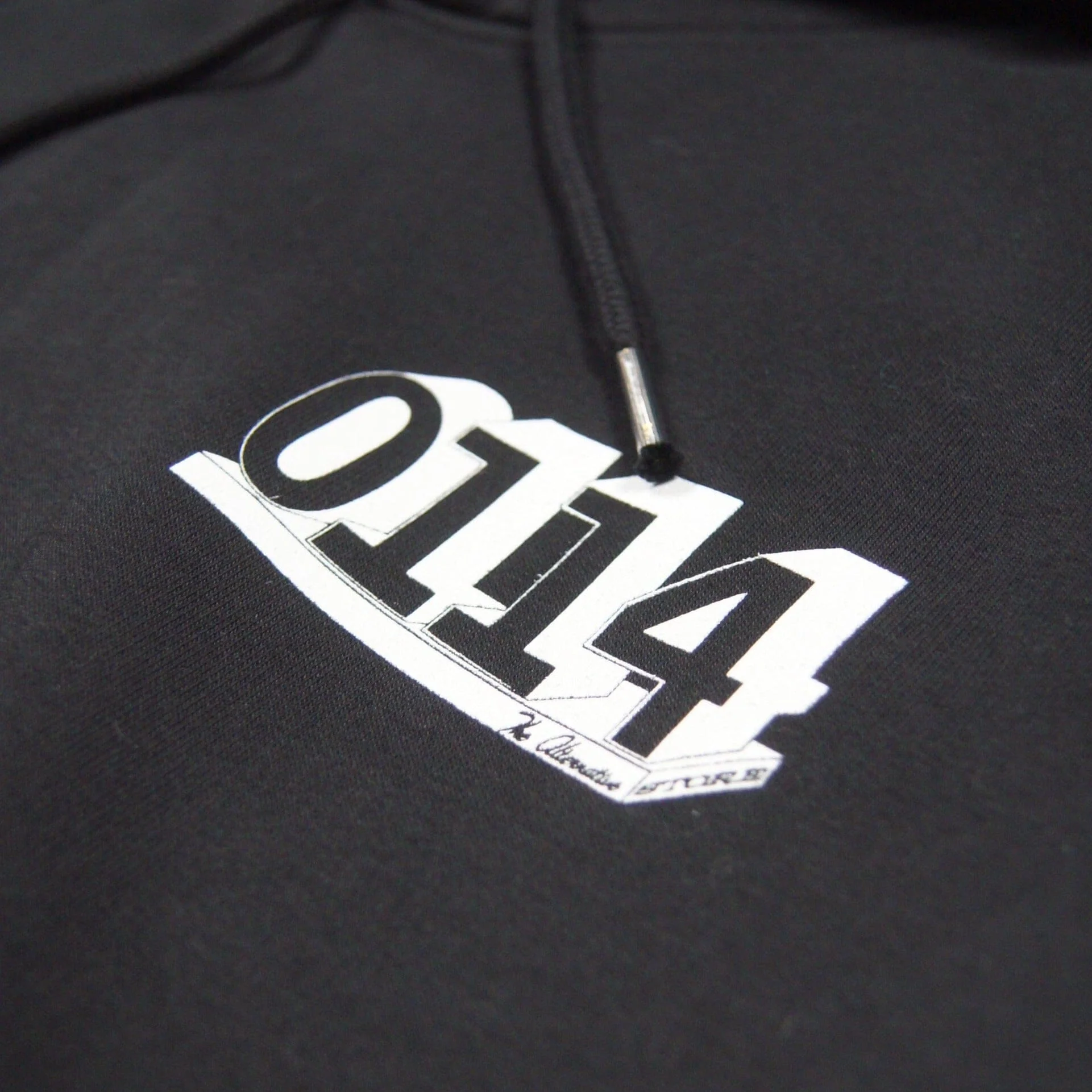 0114 Hoodie (Old Fit) - Image 4