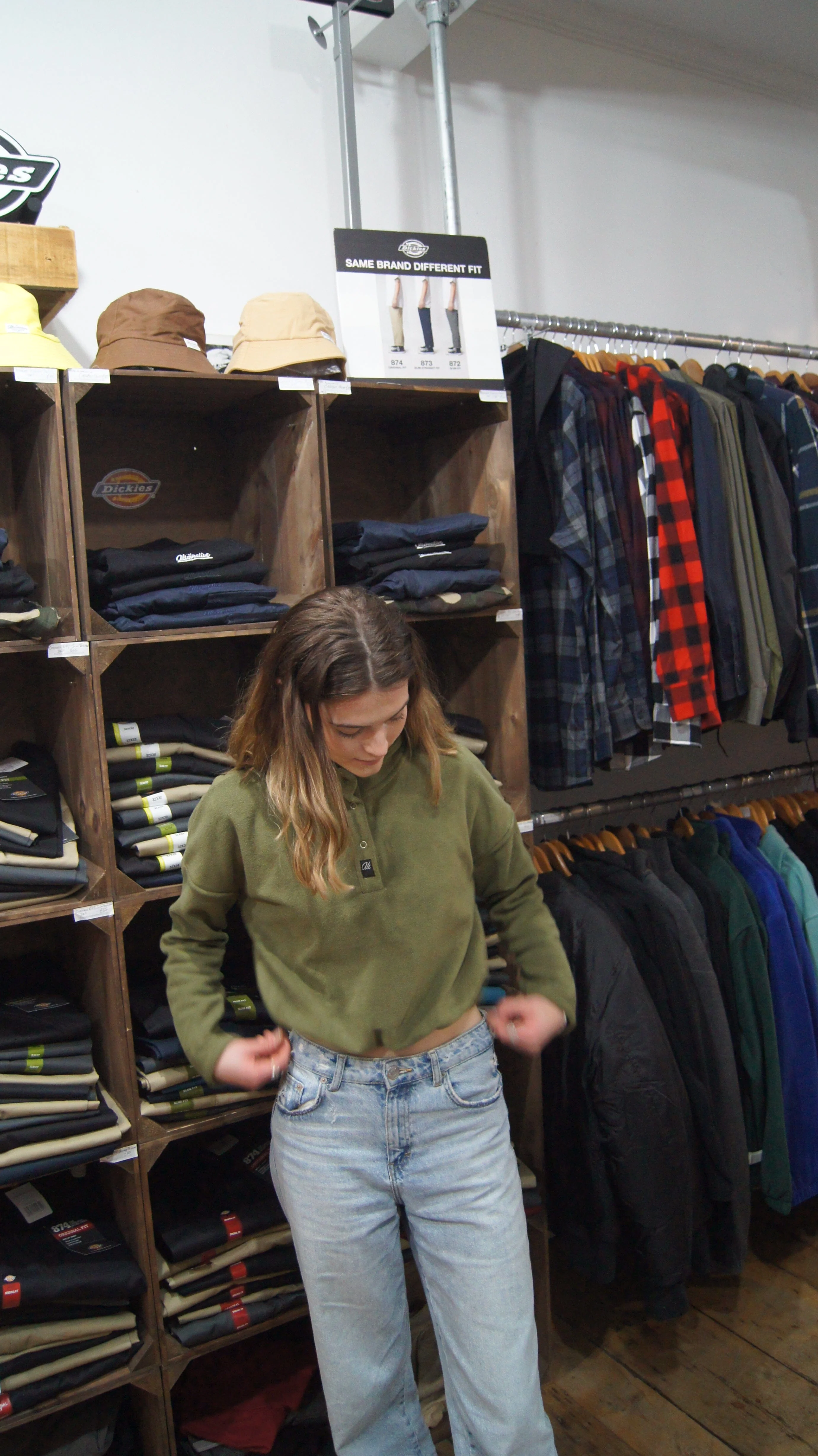 Alt Cropped Fleece - Image 12