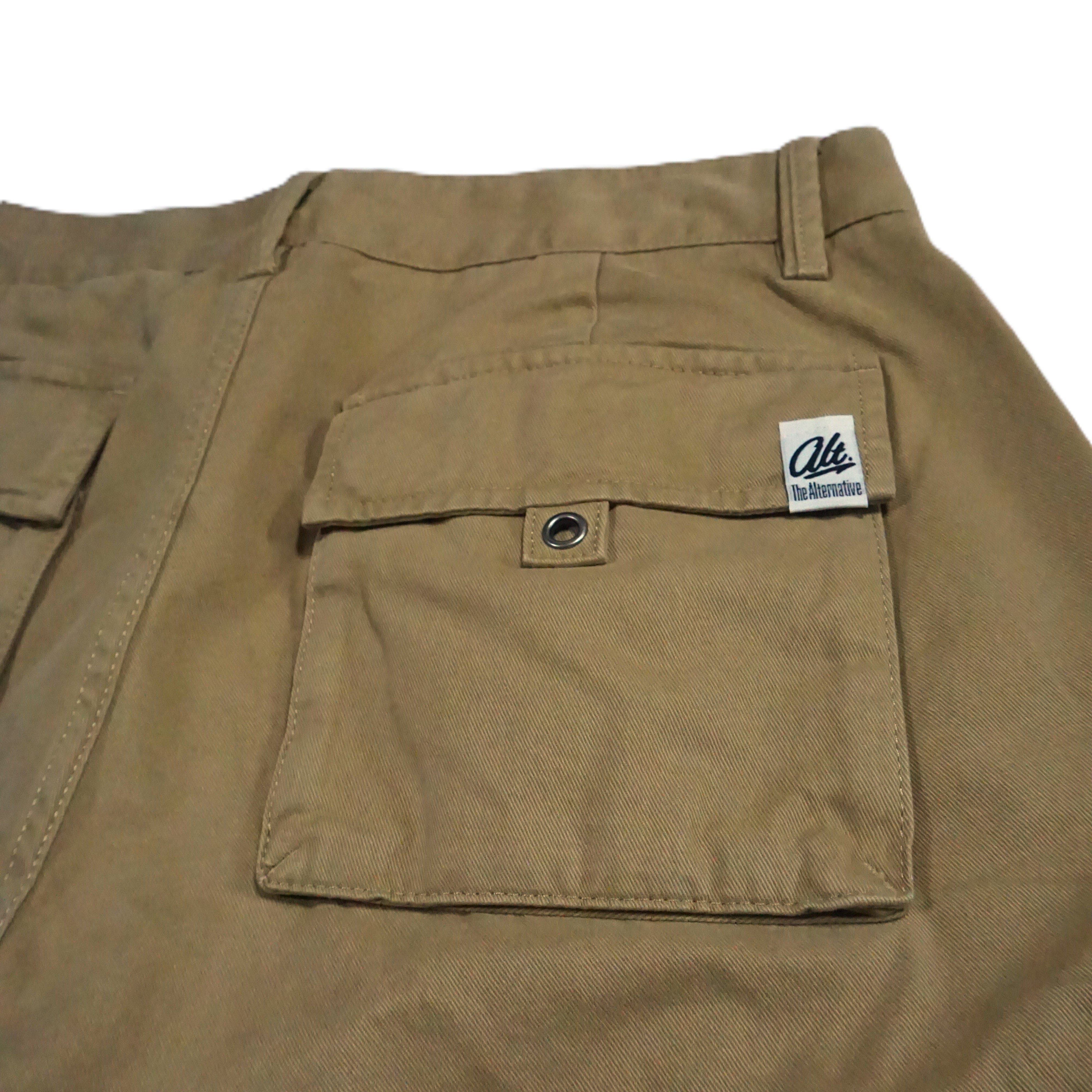 The Alternative Cargo Shorts - Image 3
